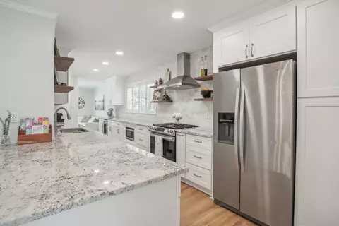 3668 Abbotts Bridge Rd, Duluth, GA 30096 photo 13