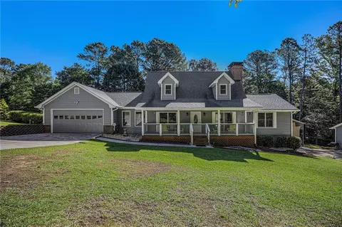 2600 Round Ridge Rd, Loganville, GA 30052