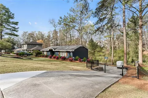 3032 Skyland Dr NE, Chamblee, GA 30341 photo 37