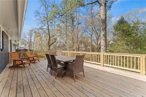 3032 Skyland Dr NE, Chamblee, GA 30341 photo 15