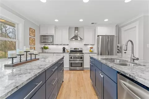 3032 Skyland Dr NE, Chamblee, GA 30341 photo 7