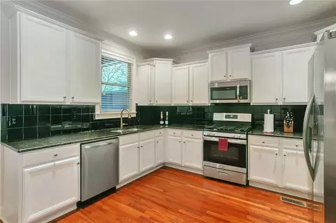 1079 Marietta Blvd NW #25, Atlanta, GA 30318