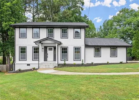 3633 Aspen Ct, Buford, GA 30519