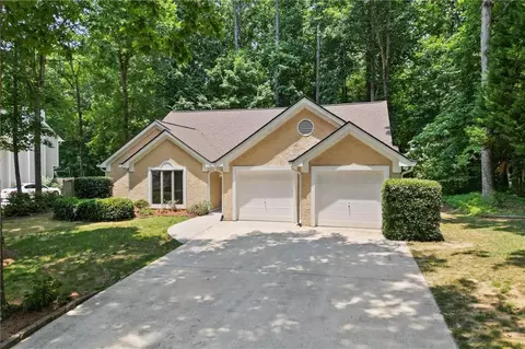 244 Claridge Curv, Peachtree City, GA 30269