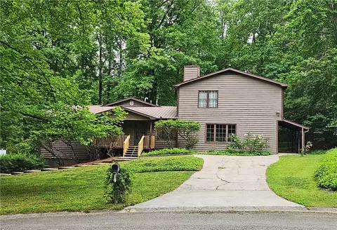 170 Echota Ct, Alpharetta, GA 30004