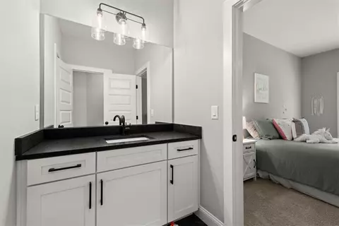 668 Bit Oluck Dr, Suwanee, GA 30024 photo 48