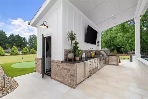 668 Bit Oluck Dr, Suwanee, GA 30024 photo 66