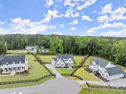 668 Bit Oluck Dr, Suwanee, GA 30024 photo 4
