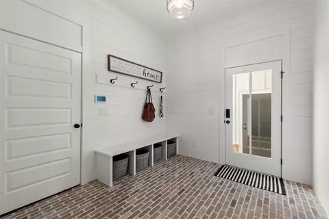 668 Bit Oluck Dr, Suwanee, GA 30024 photo 34