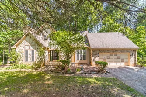 103 Crystal River Dr, Lawrenceville, GA 30043