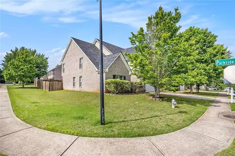 472 Parkside Way, Mcdonough, GA 30253
