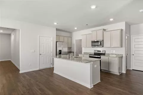 11955 Conrad Cir, Hampton, GA 30228 photo 10