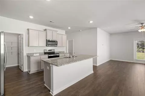 11955 Conrad Cir, Hampton, GA 30228 photo 8