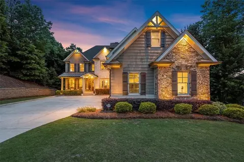 4856 Grandview Ct, Flowery Branch, GA 30542