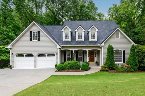 1040 Presidents Ln, Lawrenceville, GA 30043
