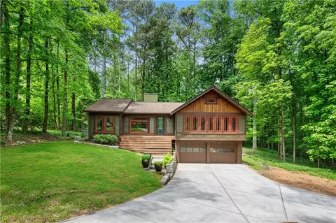 4296 N Bend Way NW, Acworth, GA 30101