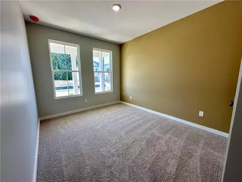 757 Ruddy Dr, Grayson, GA 30017 photo 4