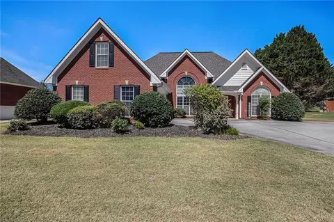 35 Glynnshire Ct, Covington, GA 30016