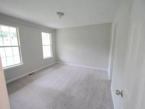 500 Freeman Dr, Covington, GA 30016 photo 8