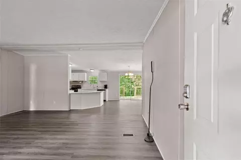 815 Garrison Rd, Lula, GA 30554 photo 6