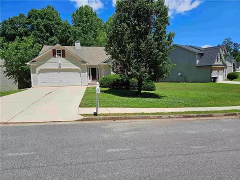 6121 Urswick, Douglasville, GA 30135