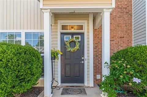 106 Pearl Chambers Dr, Dawsonville, GA 30534