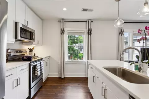 99 Peachtree Memorial Dr NW #C4, Atlanta, GA 30309