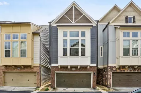 1028 Moorewood Ln SE, Smyrna, GA 30080