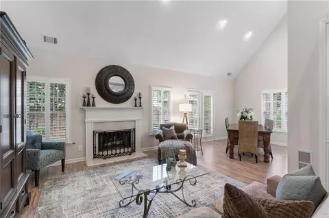 3720 Summer Rose Ct, Chamblee, GA 30341 photo 16