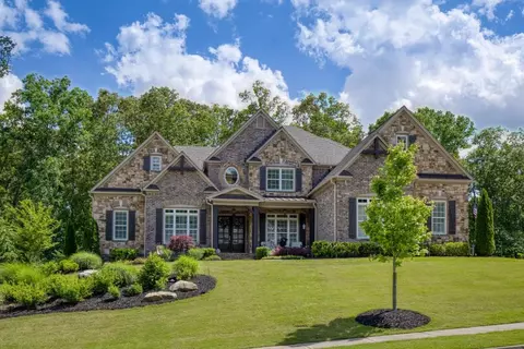 4005 Gray Hawk Ln, Roswell, GA 30076
