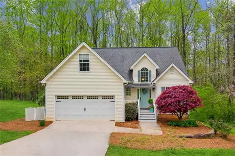 7035 Devon Dr, Cumming, GA 30028