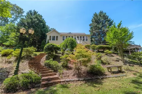 6545 Bryant Dr, Gainesville, GA 30506