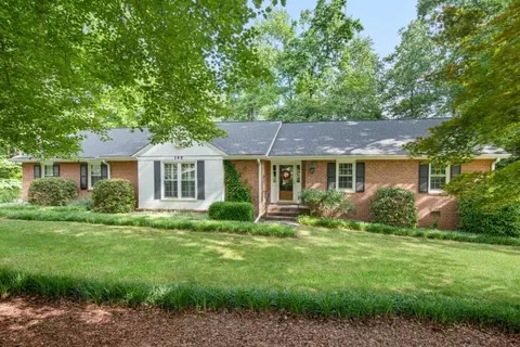 145 Beechwood Trl, Roswell, GA 30075