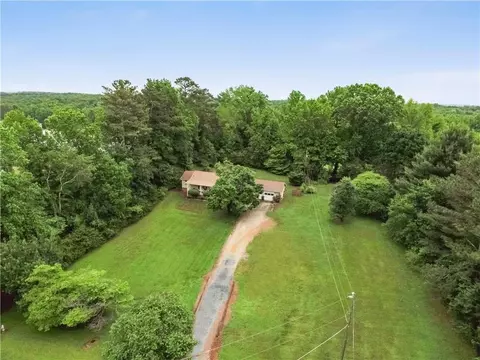 416 Clonts Rd, Douglasville, GA 30134