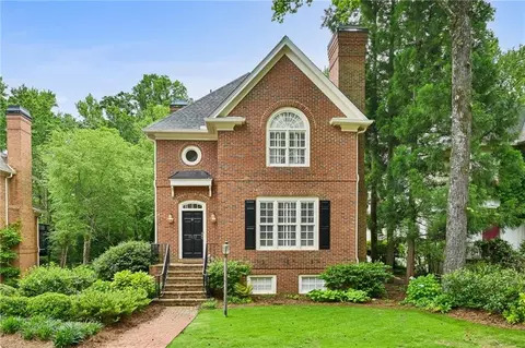 1132 Brookhaven Row NE, Atlanta, GA 30319