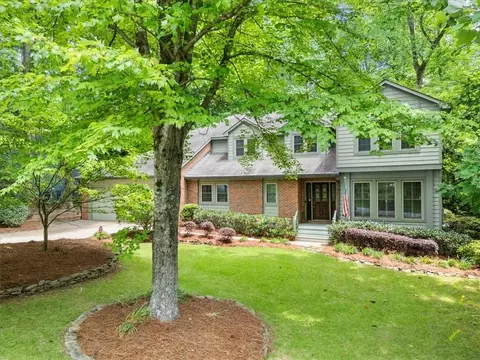 3525 Evans Ridge Dr, Atlanta, GA 30341