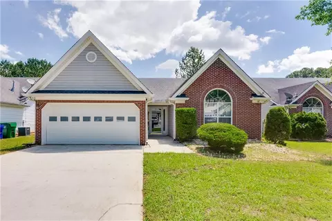5969 Hillvale Trl, Lithonia, GA 30058