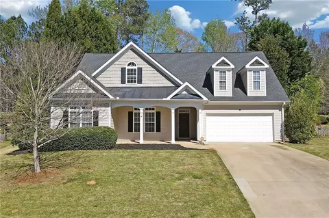 126 Freeman Forest Dr, Newnan, GA 30265