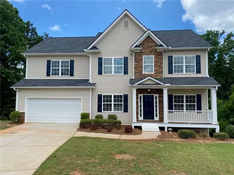 9420 Woodland Tree Ln, Cumming, GA 30028