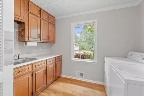 1658 Basin Dr, Suwanee, GA 30024 photo 24