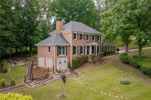 1658 Basin Dr, Suwanee, GA 30024