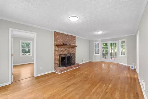 1658 Basin Dr, Suwanee, GA 30024 photo 9