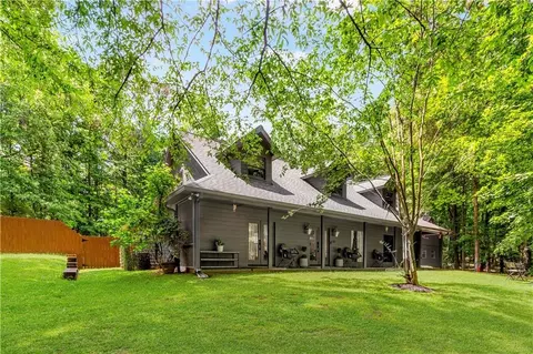 320 Cedar Ln, Fayetteville, GA 30214