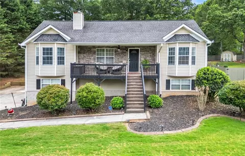56 Knights Ct, Dallas, GA 30157