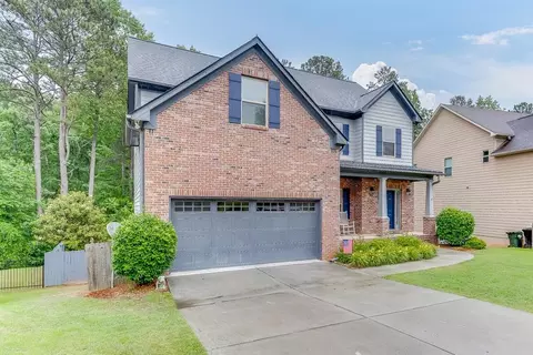 5582 Leaf Ridge Ln, Buford, GA 30518 photo 2