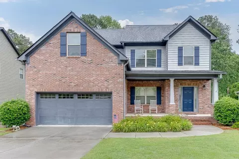 5582 Leaf Ridge Ln, Buford, GA 30518