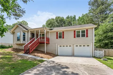 1013 Natalie Ln SE, Smyrna, GA 30082