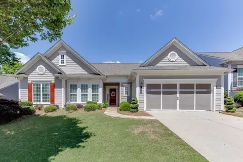6475 Autumn Crest Ln, Hoschton, GA 30548