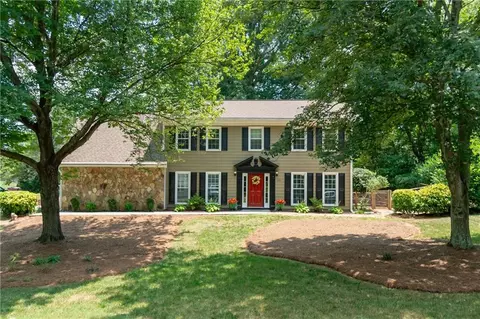 1350 Steeple Run, Lawrenceville, GA 30043