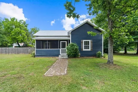 131 Pine St, Mansfield, GA 30055